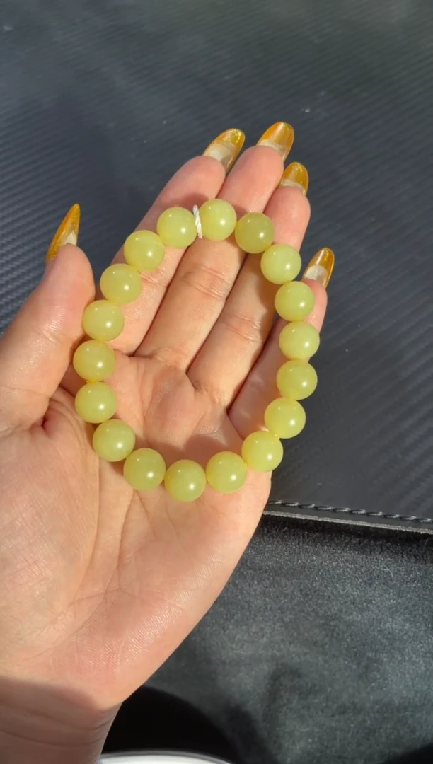 未镶嵌手链和田玉（黄玉）若羌鸡油黄口手串卡11微色差