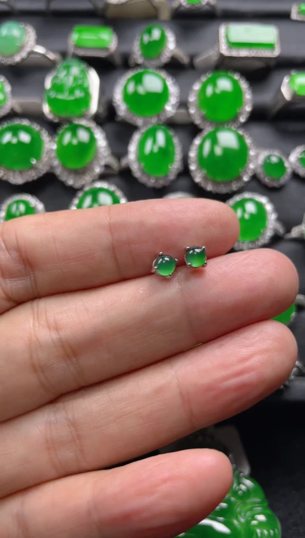 银S925镶嵌翡翠耳饰翡翠