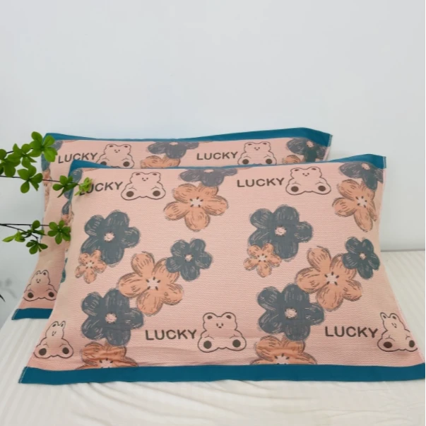 花朵小熊粉纯棉柔软枕巾