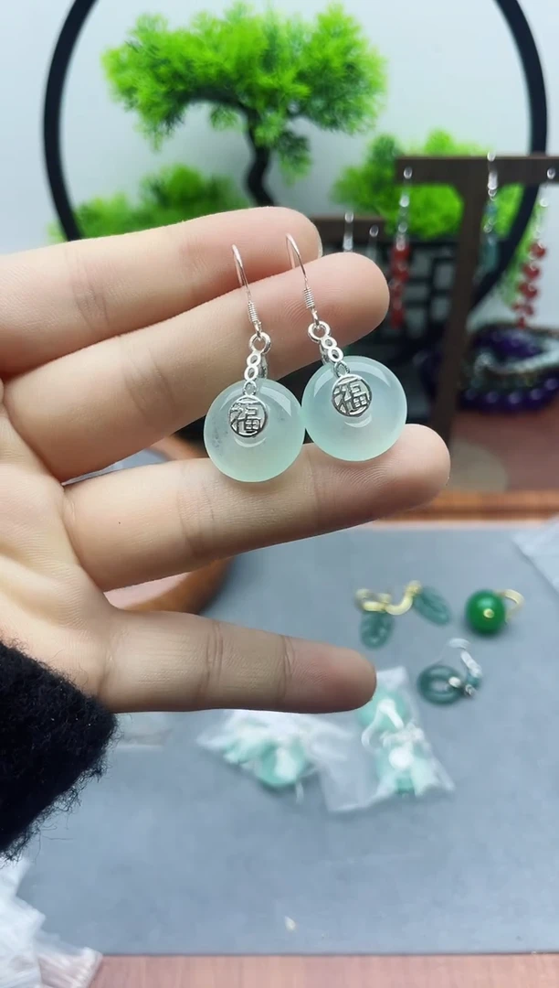 未镶嵌翡翠耳饰400400