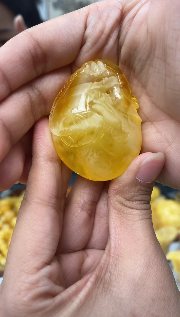 【闪购商品】琥珀裸石未镶嵌天然琥珀蜜蜡钱袋