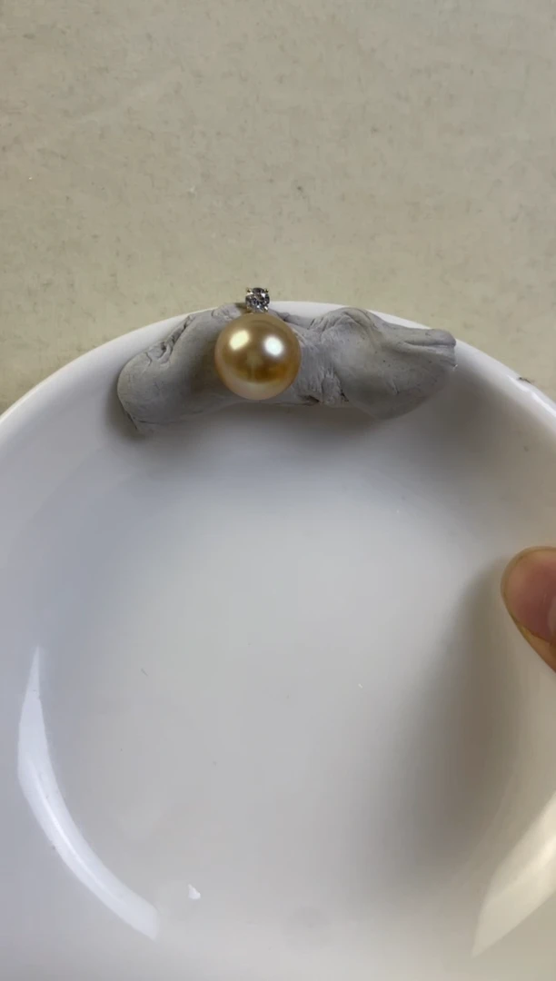 【闪购商品】海水珍珠吊坠(赠链)18K金镶嵌吊坠