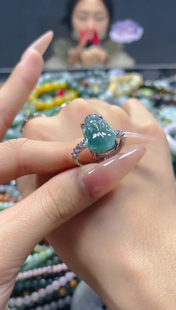 颈饰未镶嵌翡翠/L/翡翠A货，一件也是批发价