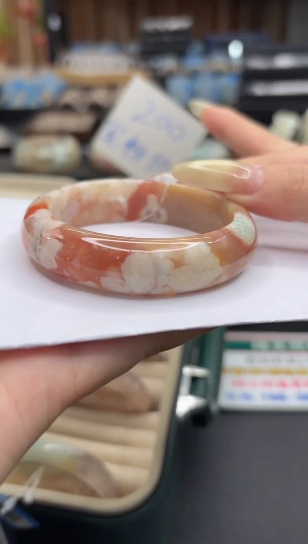 未镶嵌手镯石英质玉A20(57圈)