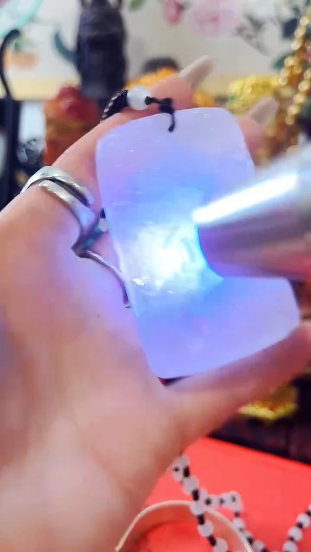 白渐变牌挂件老板娘主播推荐推荐