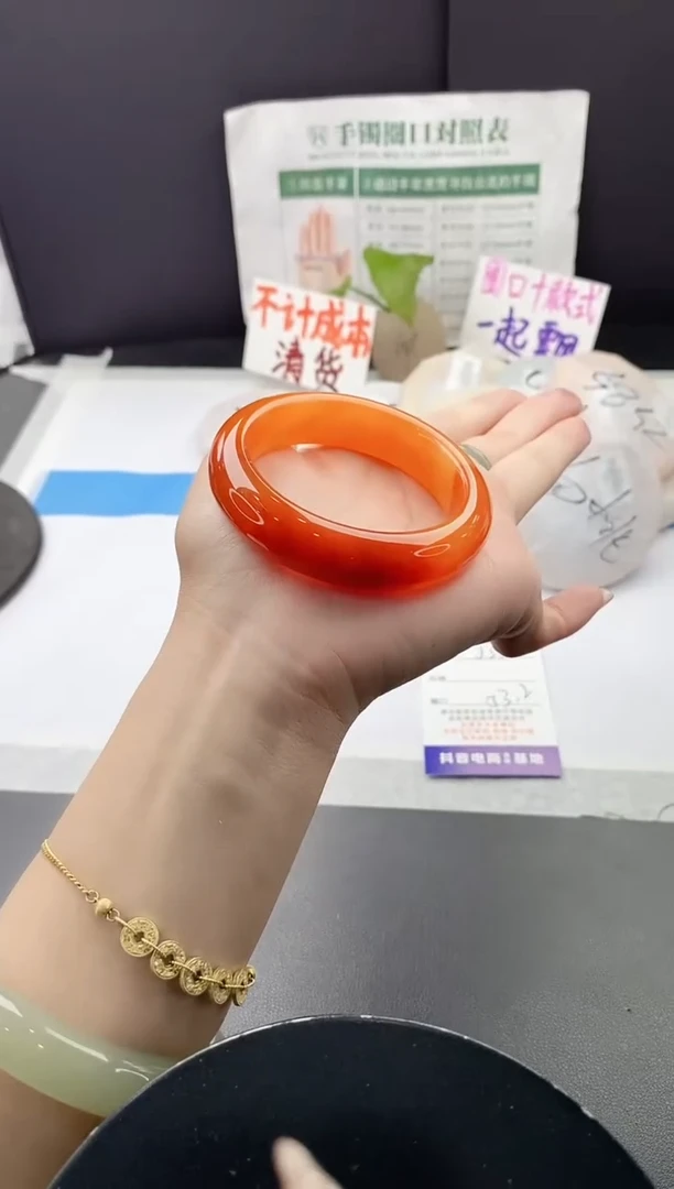未镶嵌手镯石英质玉j35-HHB53+