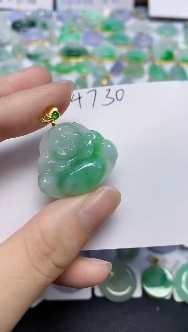 翡翠未镶嵌颈饰11111111111