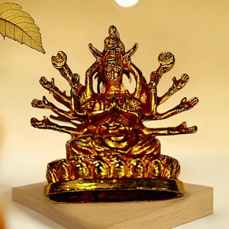 黄色金属多手观音摆件鎏金