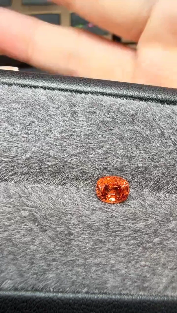 裸石未镶嵌尖晶石1ct-A511-1p