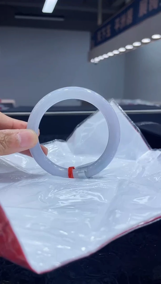 未镶嵌手镯翡翠2