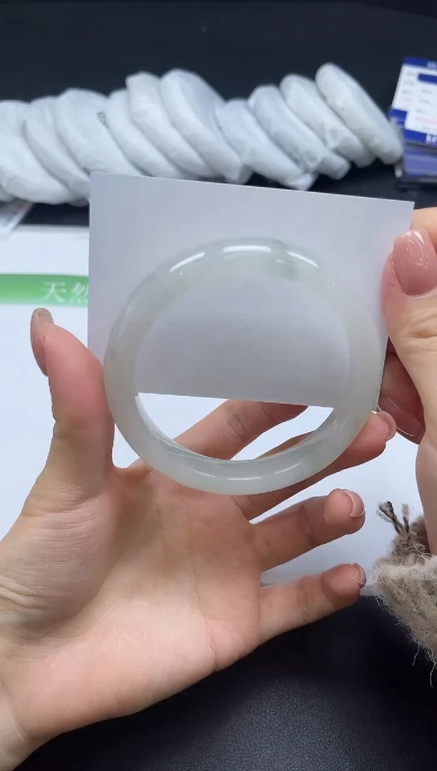 未镶嵌手镯石英质玉064-5960