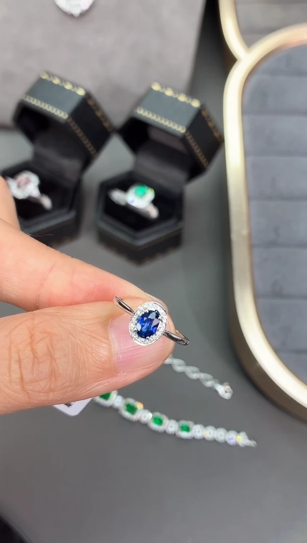 戒指蓝宝石18K金镶嵌【闪购】0.72ct/七天鉴赏