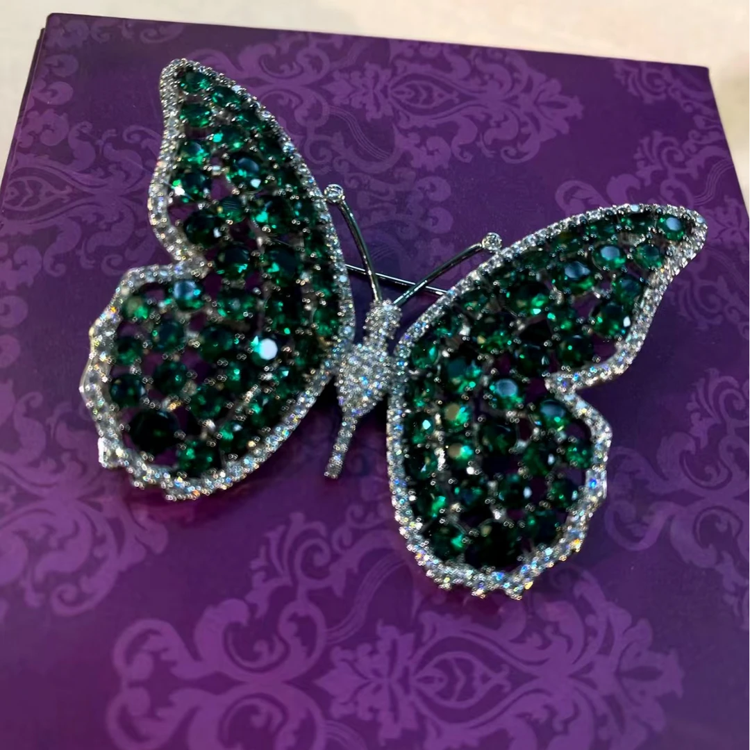 kasiya/卡思雅 铜合金仿水晶胸针 高奢绿色璀璨施家水晶蝴蝶胸针