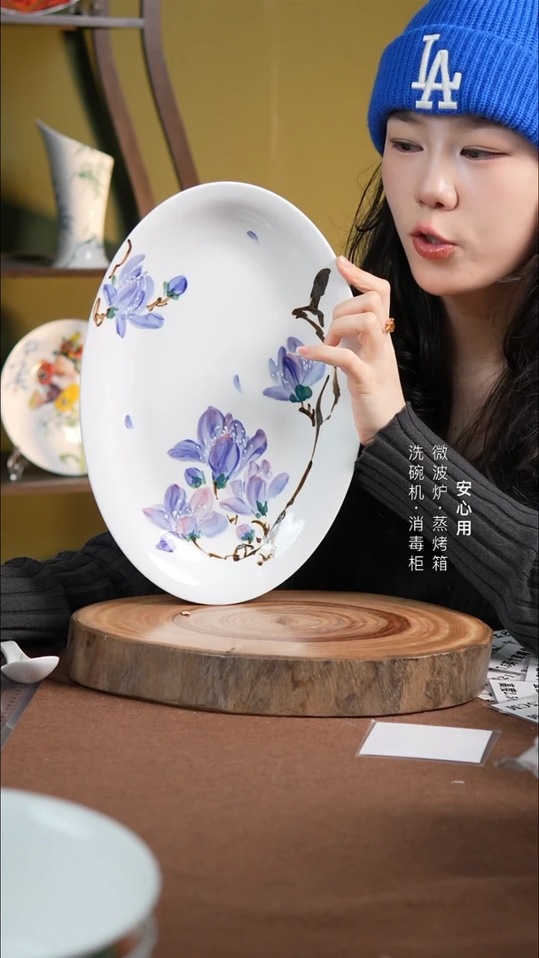 瓷景德镇高温手绘釉下彩12.5英寸窝鱼盘玉兰花