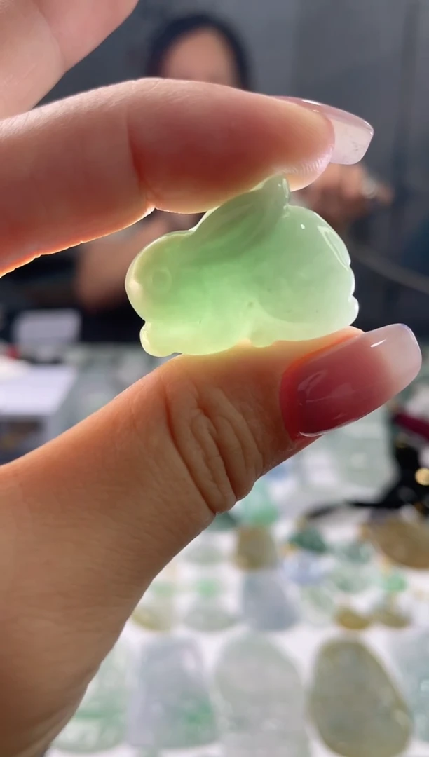 吊坠(不含链)未镶嵌翡翠1