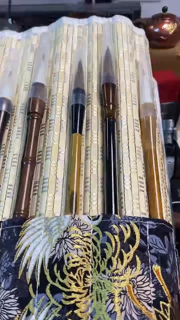 瓷片闪购商品，如图所示