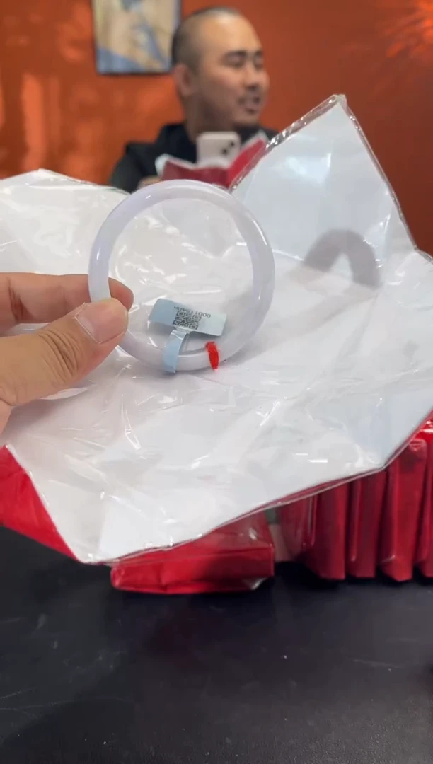 未镶嵌手镯翡翠7