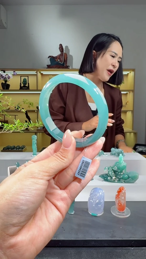 未镶嵌手镯翡翠60圈