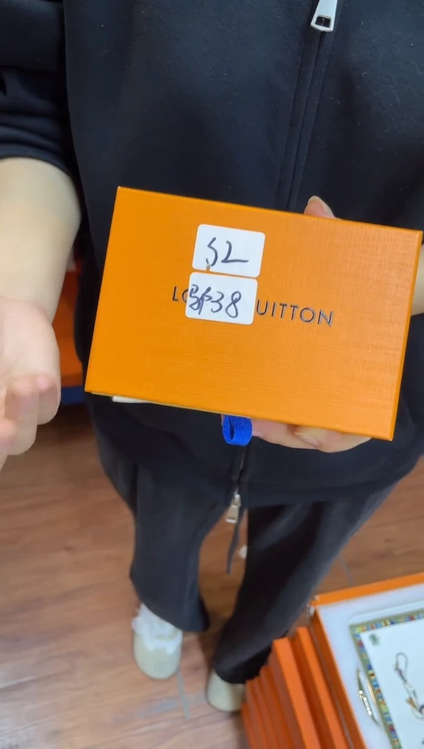 杯鸿辉家品牌瓷器，京东包邮！