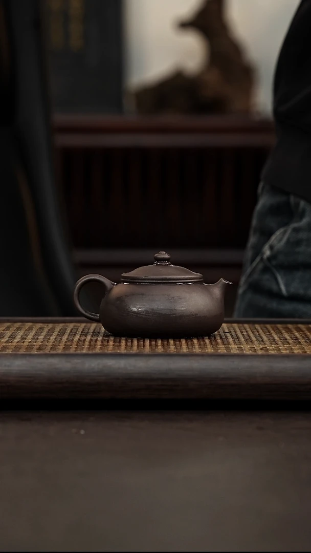 茶壶紫砂宜兴心悦紫砂  老紫泥柴烧 寒江
