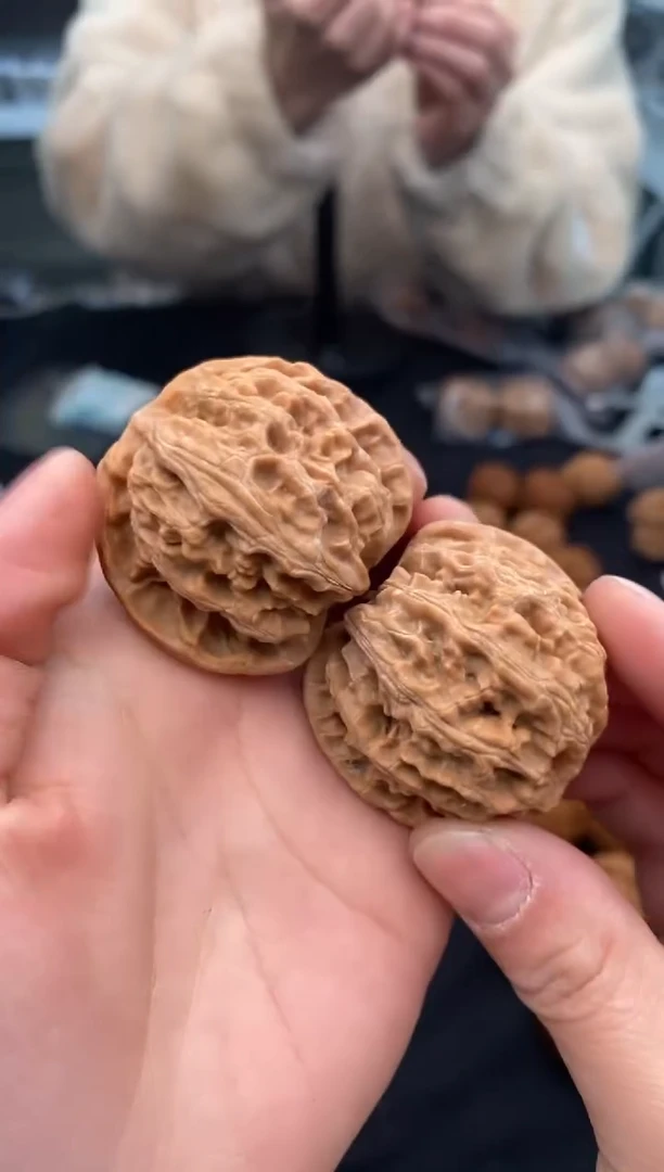 【闪购商品】文玩核桃把件苹果园42-t882