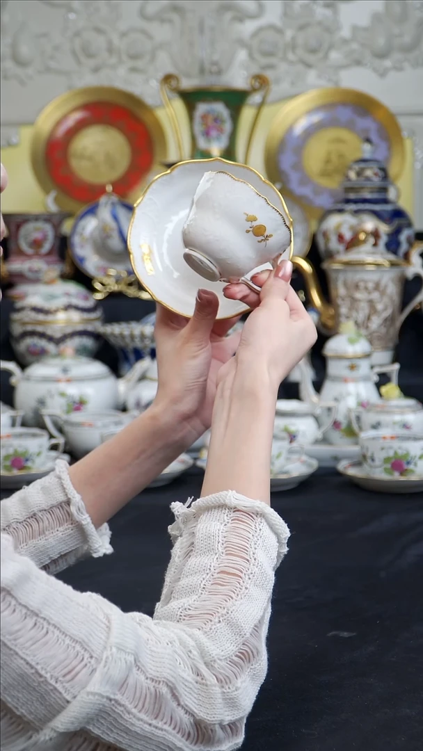 骨瓷婷婷中古器物如图所示110
