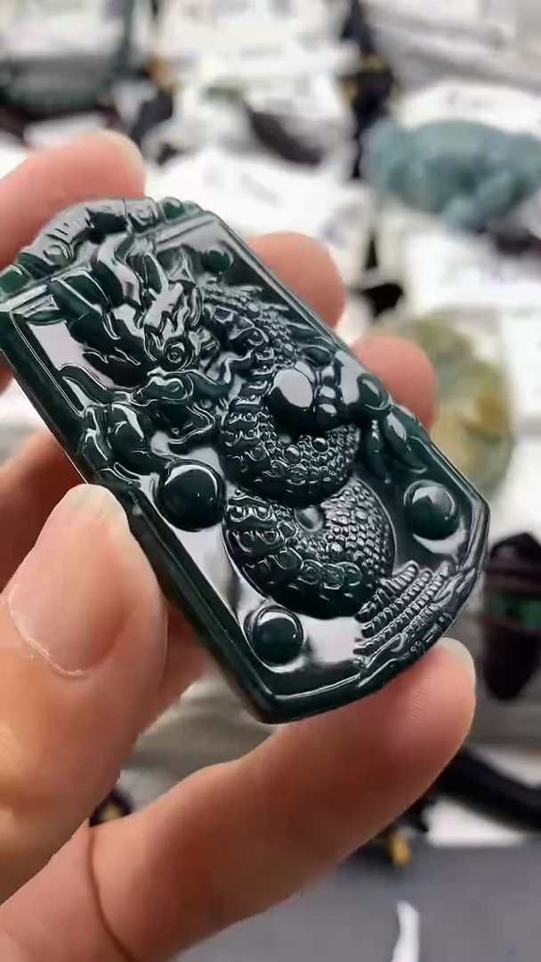 【闪购商品】翡翠颈饰未镶嵌5555555555