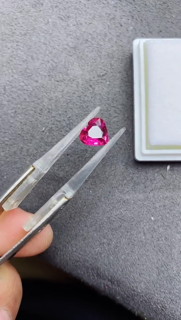 未镶嵌裸石碧玺卢比来1.71ct