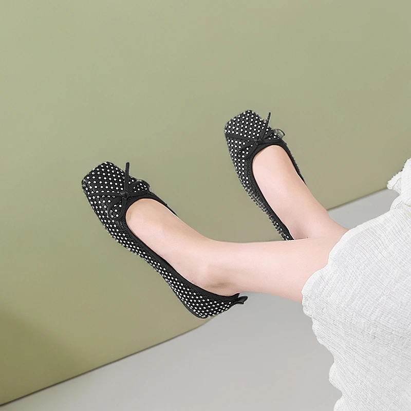 2025年春季新款一脚蹬浅口单鞋水钻蝴蝶结时尚平底百搭女鞋