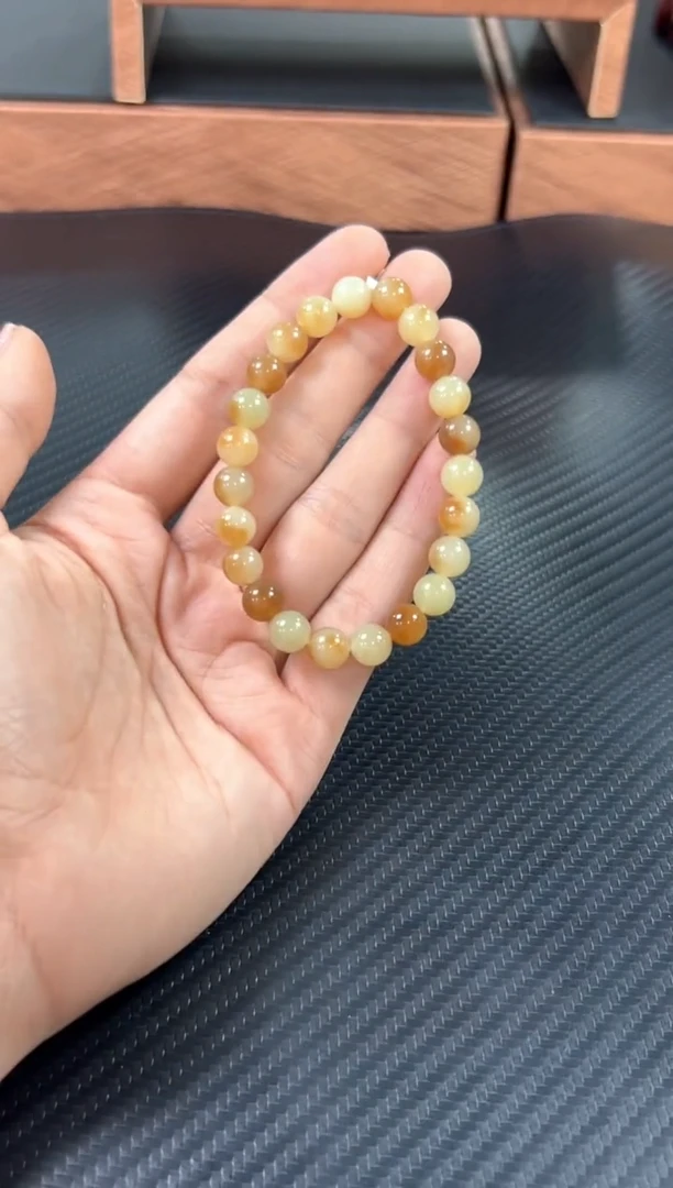手串未镶嵌和田玉若羌微色差卡8