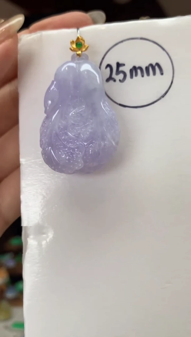 翡翠18K金镶嵌吊坠(不含链)白菜