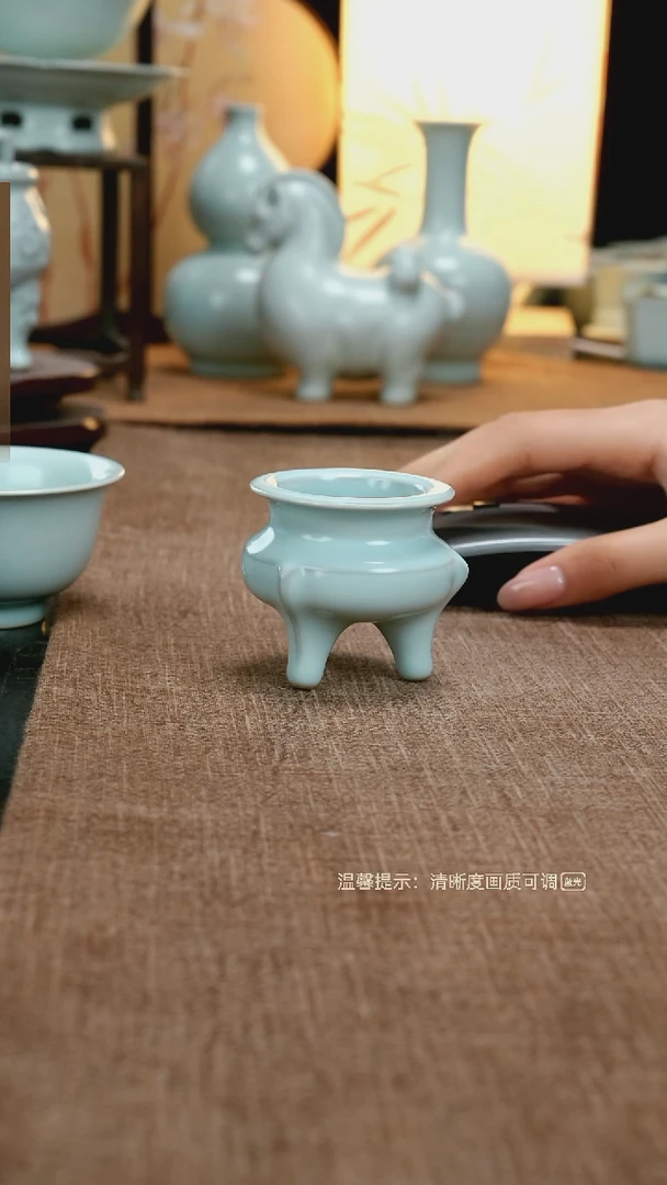 汝窑手工孤品三足香炉