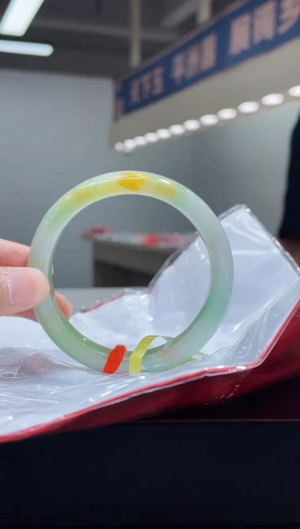 未镶嵌手镯翡翠2