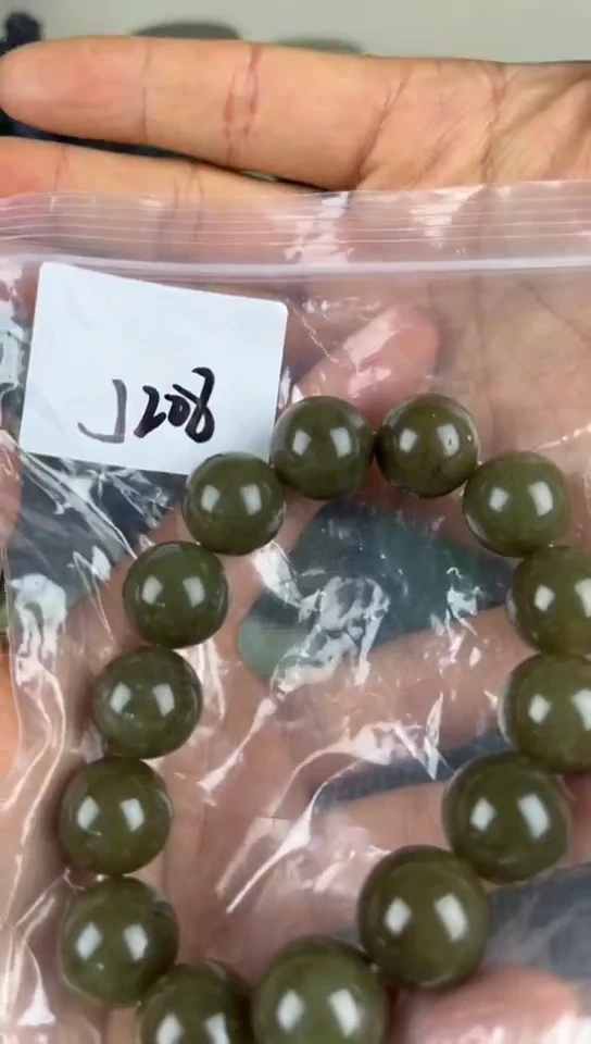 和田玉未镶嵌珠宝半成品手串