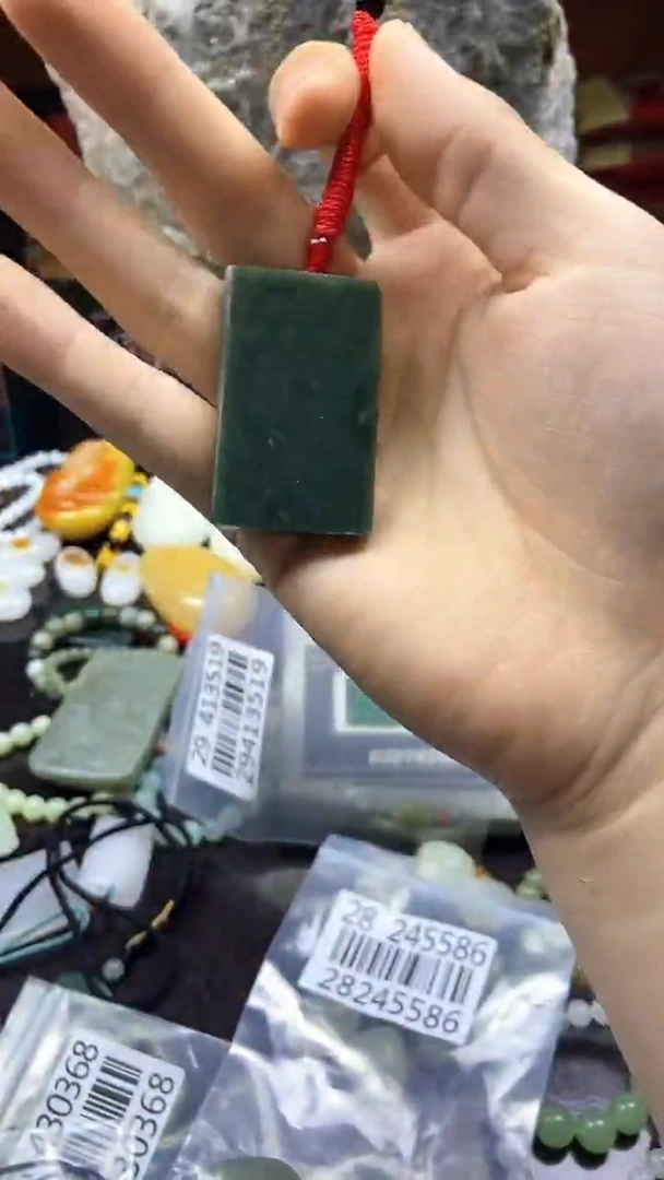 和田玉（糖玉）未镶嵌颈饰主播推荐！！主播推荐！！