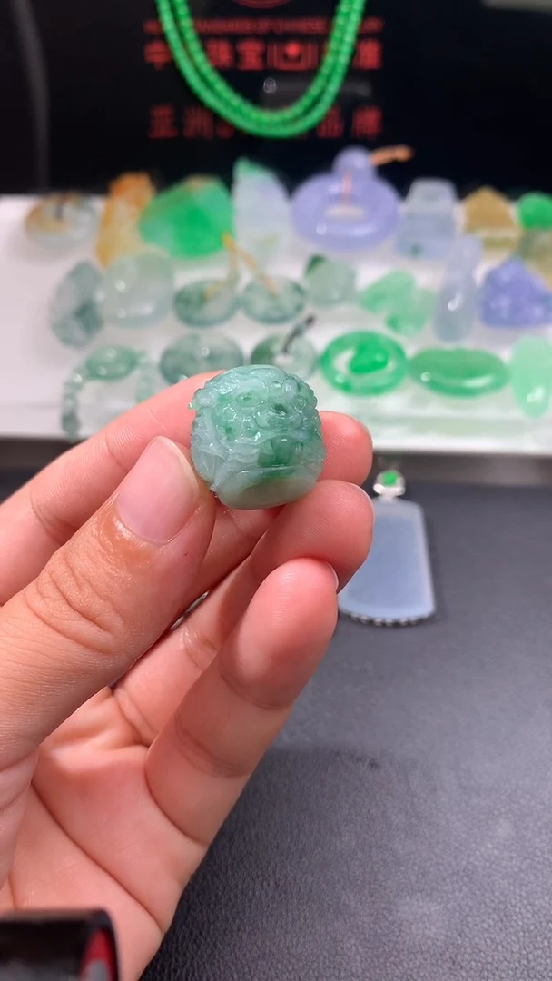 未镶嵌定制翡翠魂