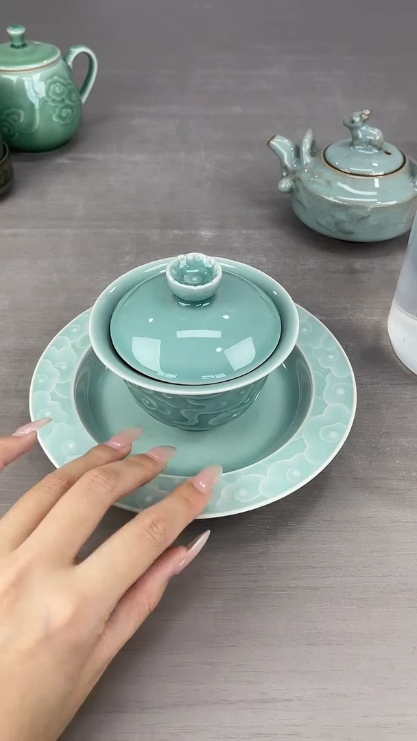 青瓷仓储福利清仓微瑕