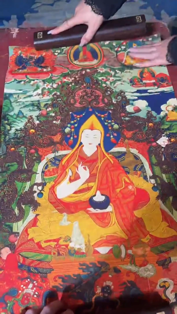 卷轴画龙妹的唐卡tk16