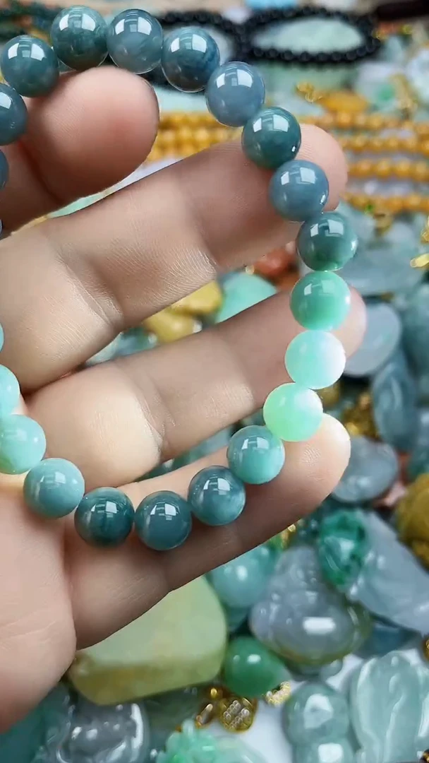 未镶嵌挂件翡翠手串