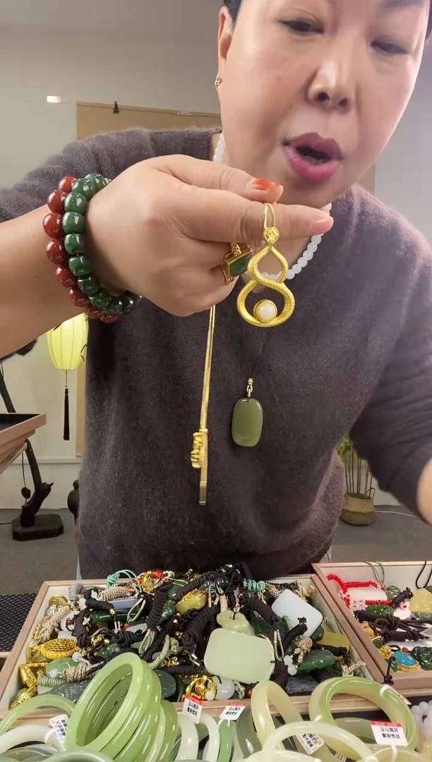 颈饰未镶嵌和田玉多样性拍一发一  2