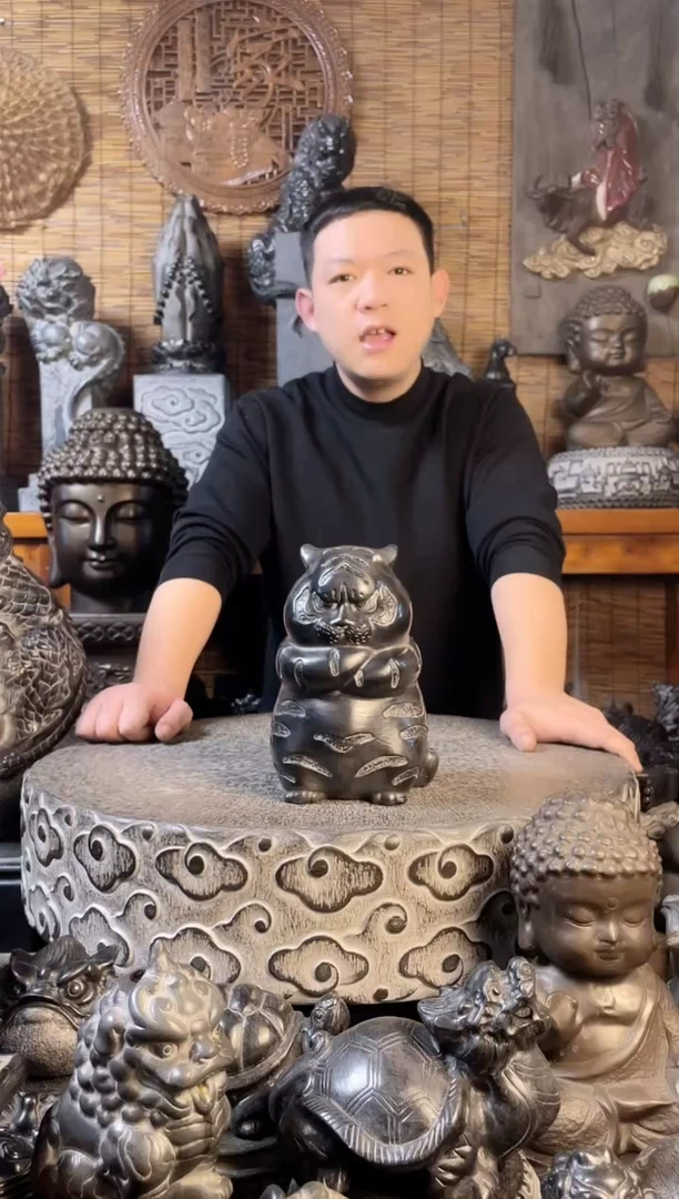 【闪购商品】21小胖虎天然青石雕刻