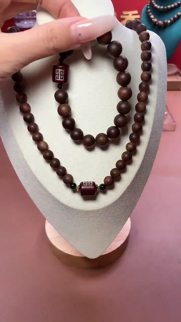 沉香手串沉水越南芽庄白棋08三圈+越南顺化紫棋10单圈设计款
