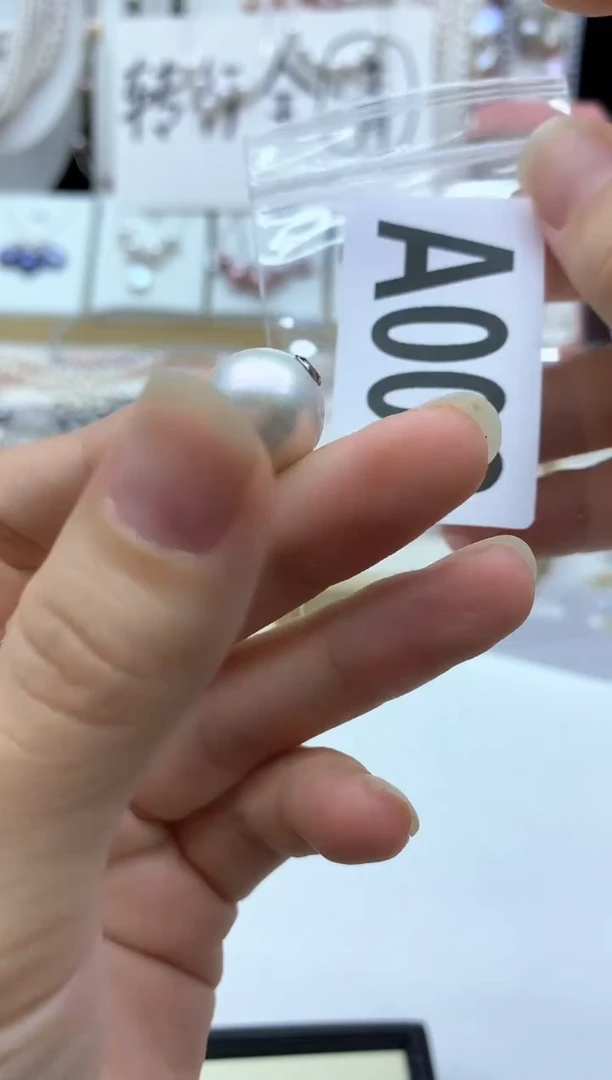 吊坠(不含链)银S925镶嵌淡水珍珠财****崽1