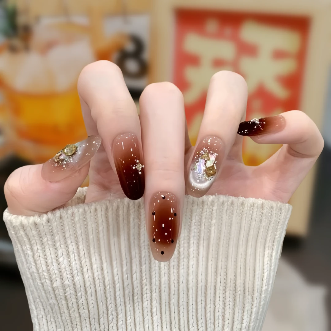 【港系红颜】手工穿戴甲拆卸秋冬显白复古棕玻璃珠猫眼短款气质百搭