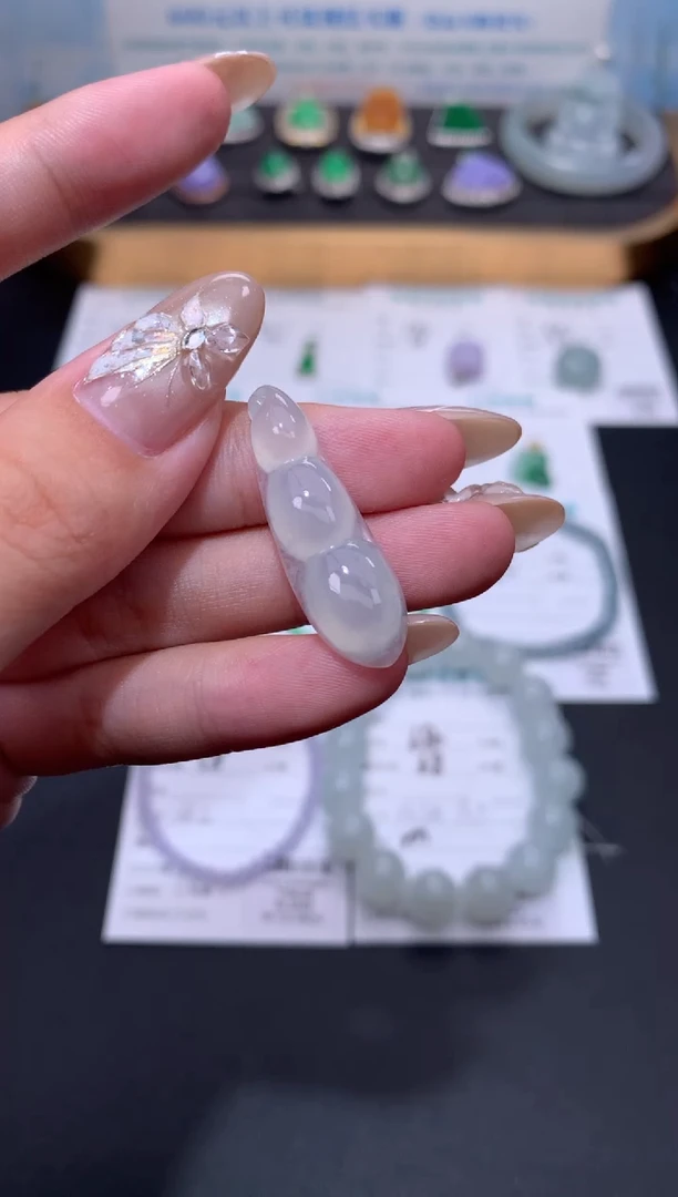 翡翠未镶嵌颈饰模式推广期48小时鉴赏期