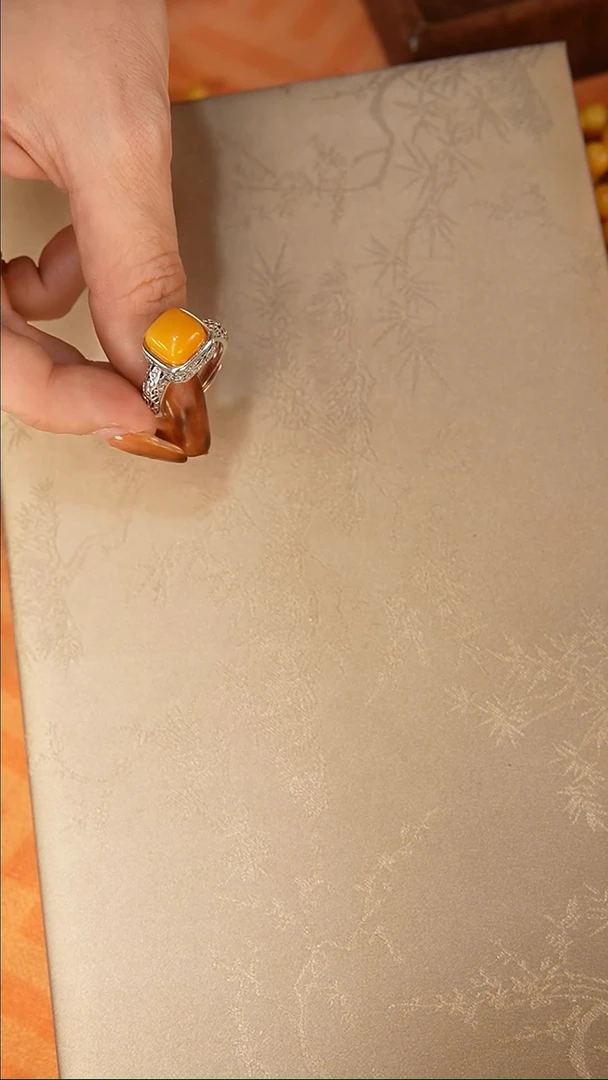 【闪购商品】琥珀戒指银S925镶嵌戒指