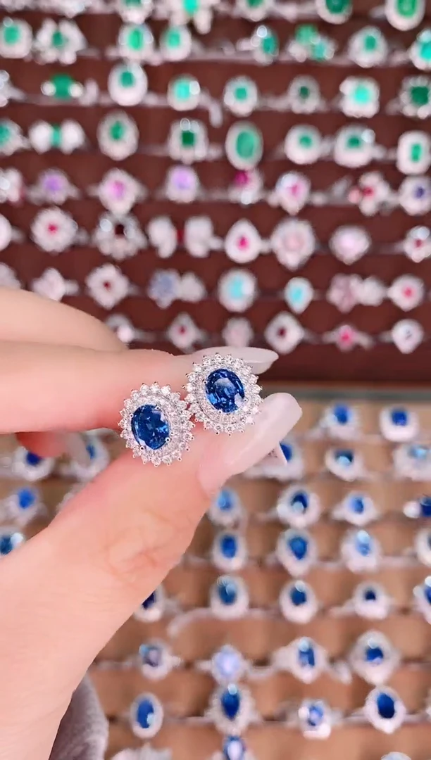 【闪购商品】蓝宝石18K金耳饰18K金镶嵌1.76克拉