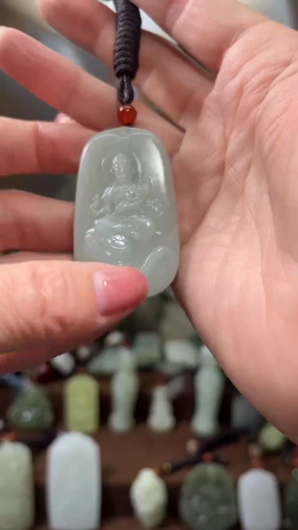 颈饰未镶嵌和田玉·1