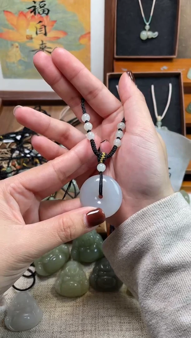 【闪购商品】和田玉颈饰未镶嵌30平安扣