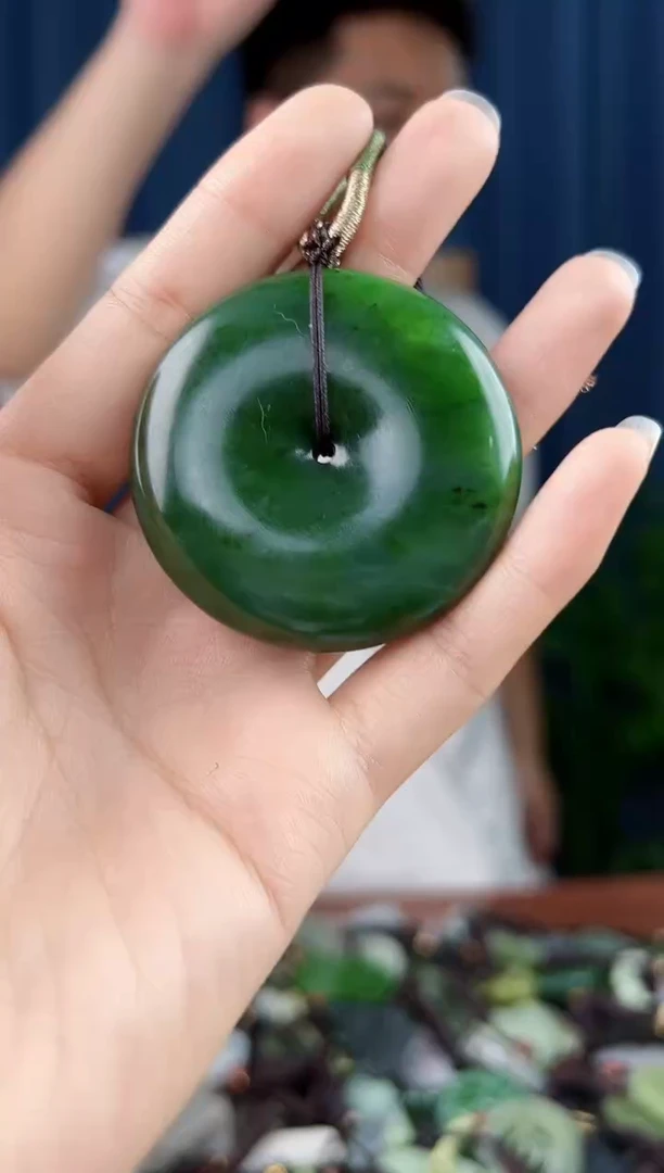 未镶嵌和田玉挂件拍一发一，